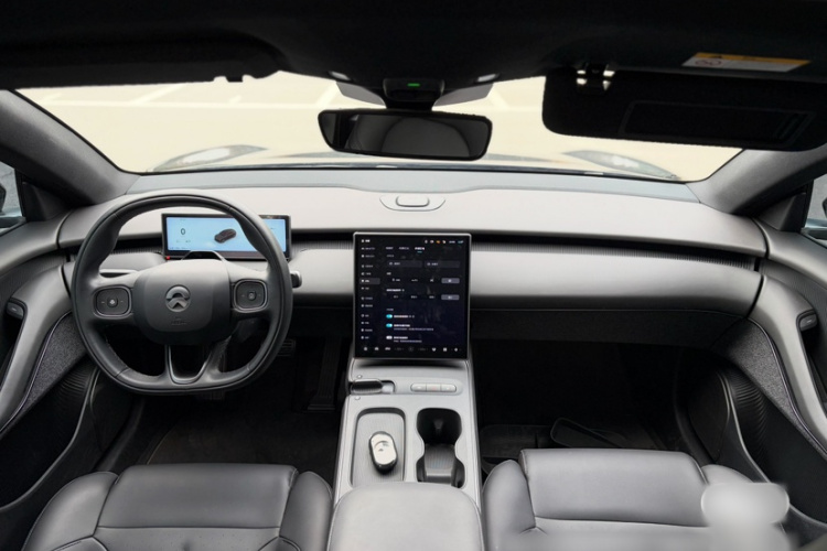 蔚来ET5T 2023款 75kWh Touring中控内饰7004