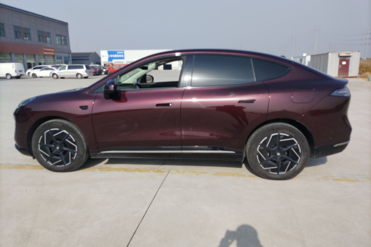 昊铂HT 2023款 670 后驱特高压NDA版车身外观6003