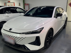 长安UNI-V 2024款 1.5T 尊贵型