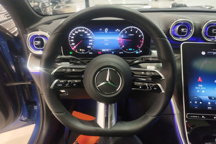 奔驰C级 2022款 改款 C 260 L 运动版局部细节13