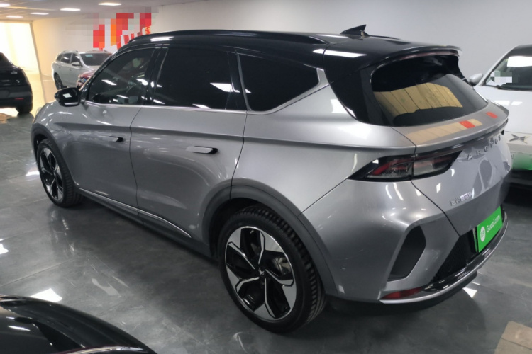 ARCFOX极狐 极狐 阿尔法T(ARCFOX αT) 2022款 653S+ 160kW车身外观4