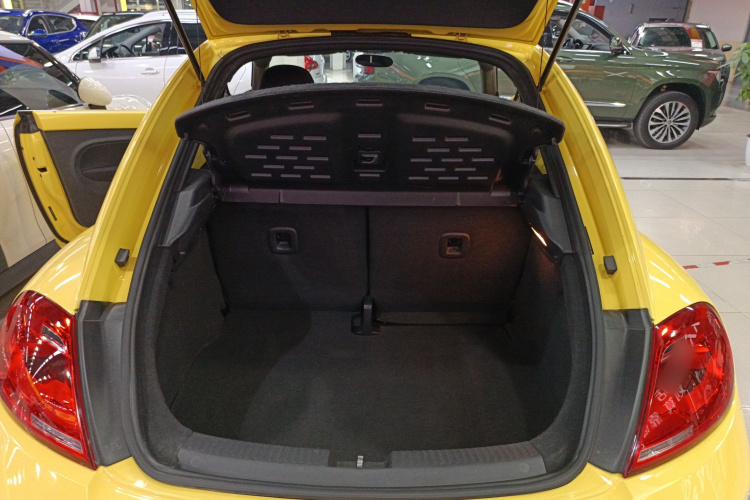 大众 甲壳虫 2015款 180TSI机舱底盘23