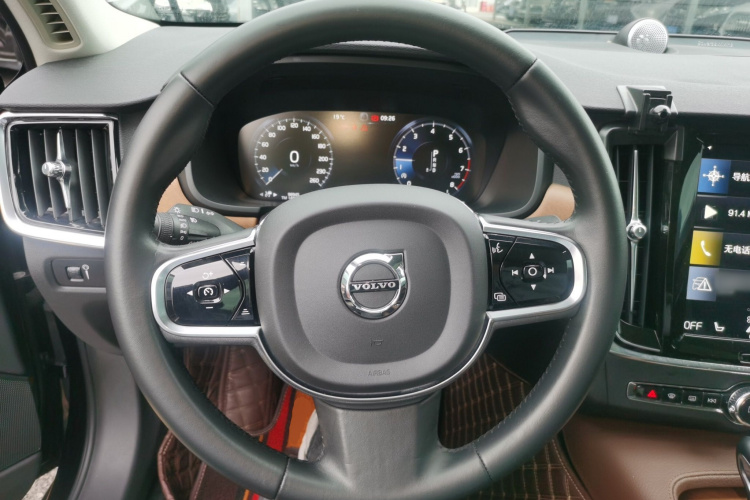 沃尔沃S90 2020款 改款 T5 智逸豪华版中控内饰13