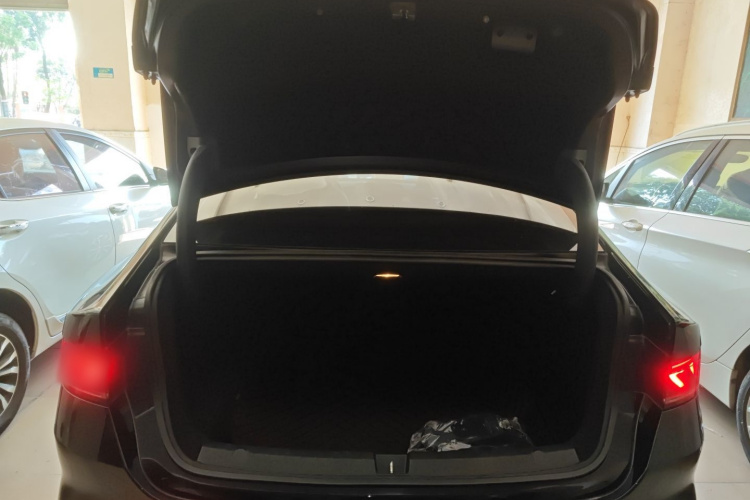 比亚迪 秦PLUS 2023款 冠军版 DM-i 55KM领先型局部细节23