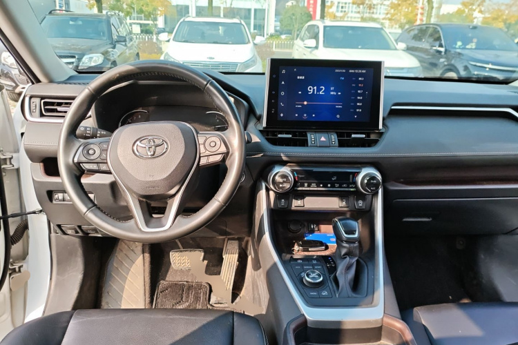丰田 RAV4荣放 2021款 2.0L CVT四驱尊贵版中控内饰12