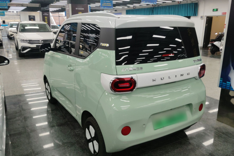 五菱汽车 宏光MINIEV 2024款 第三代 215km 进阶版车身外观4