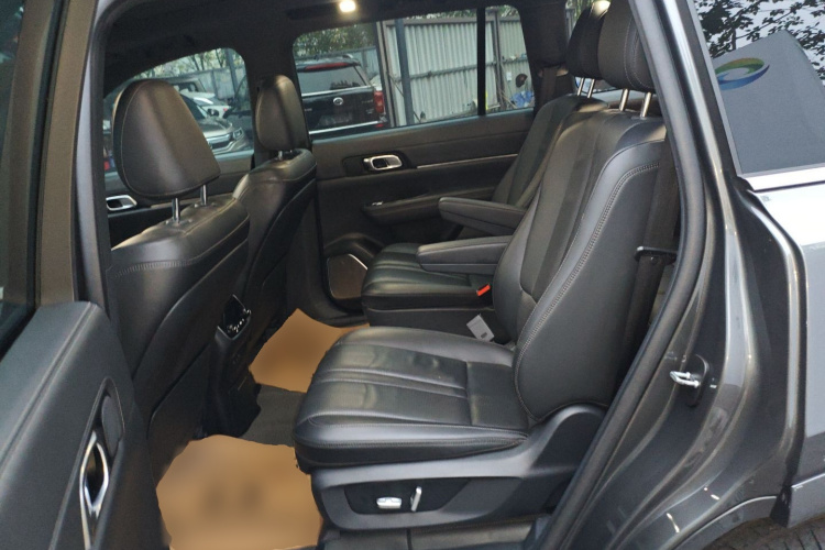 理想汽车 理想ONE 2021款 增程6座版中控内饰21