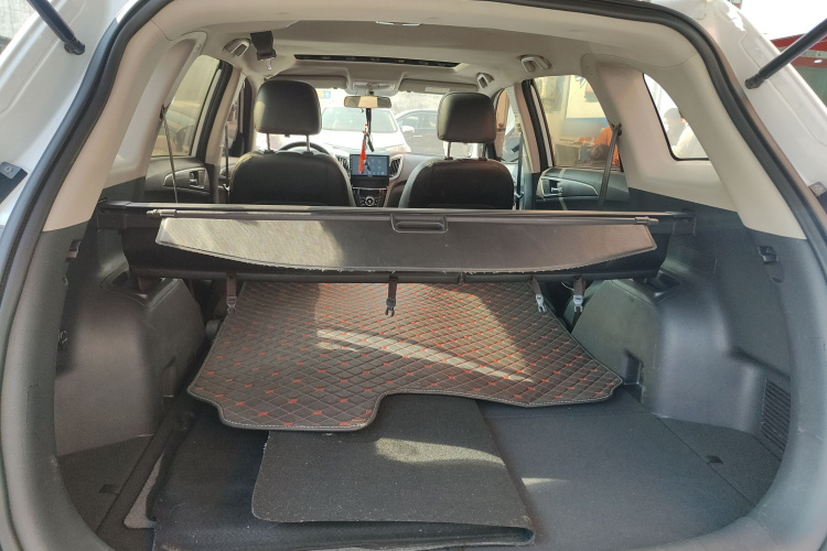 长安CS75 2016款 1.8T 自动精英型 国IV机舱底盘23