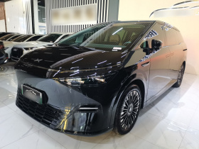 小鹏X9 2025款 740超长续航 Max