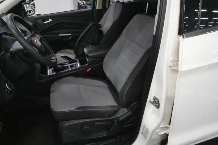 福特 翼虎 2017款 EcoBoost 180 两驱精翼型中控内饰19