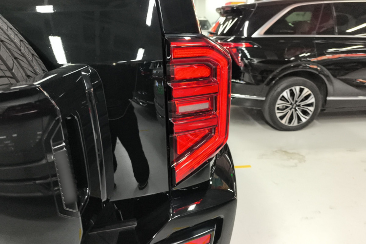 坦克400 2025款 2.0T 汽油版车身外观6006