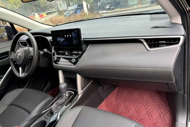 丰田 锋兰达 2024款 2.0L CVT领先plus版中控内饰7007