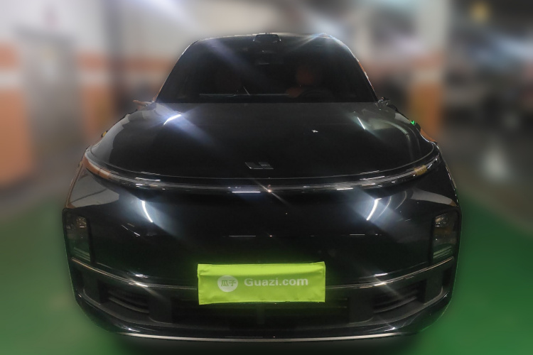 理想汽车 理想L8 2024款 Ultra车身外观2