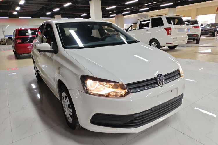 大众 Polo 2016款 1.4L 自动风尚型车身外观3