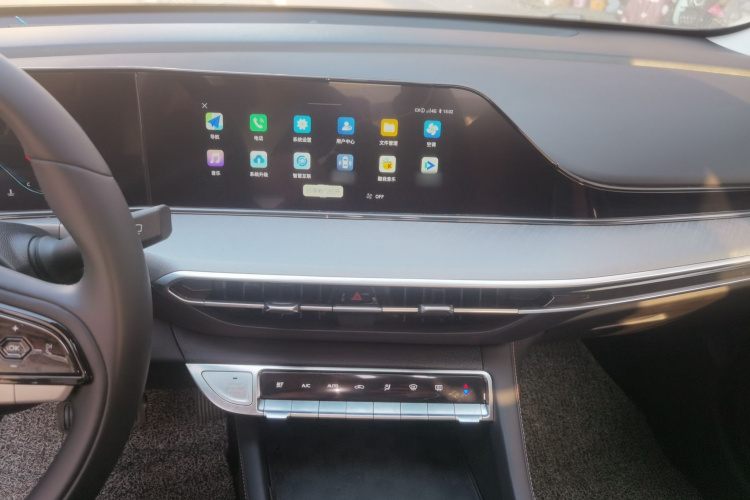 长安 逸动 2023款 畅享版 PLUS 蓝鲸NE 1.4T GDI DCT尊贵版局部细节16