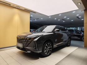 长安UNI-Z新能源 2024款 蓝鲸智电iDD 125km 超越型