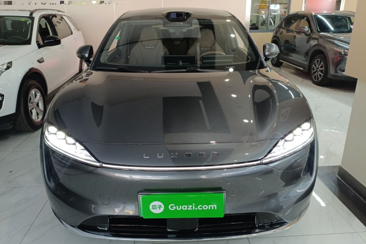 鸿蒙智行 智界R7 2025款 增程 251km Max车身外观6001