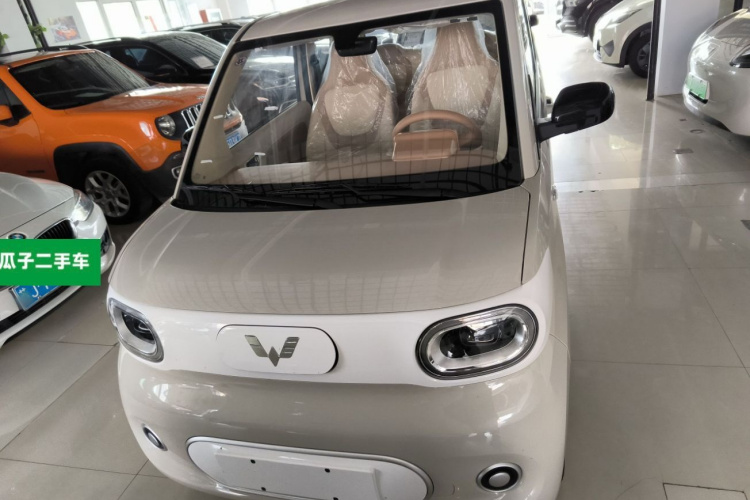 五菱汽车 宏光MINIEV 2024款 第三代 215km 青春版车身外观2