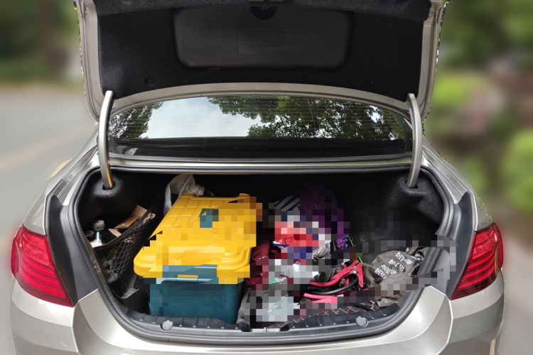 宝马5系 2014款 525Li 豪华设计套装局部细节23