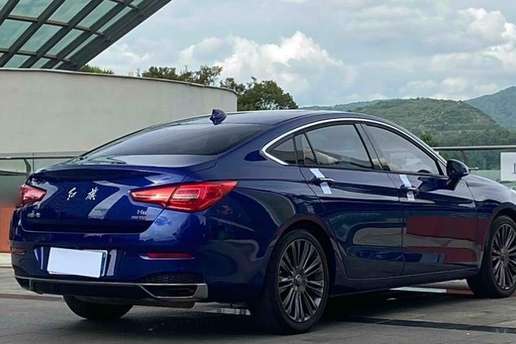 红旗H5 2020款 1.8T 自动智联旗享版车身外观6005