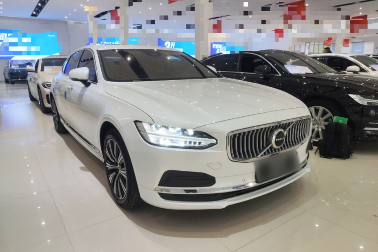 沃尔沃S90 2022款 B5 智逸豪华版车身外观3