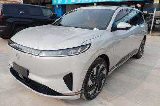 东风奕派 eπ008 2025款 210Ultra增程版 5座