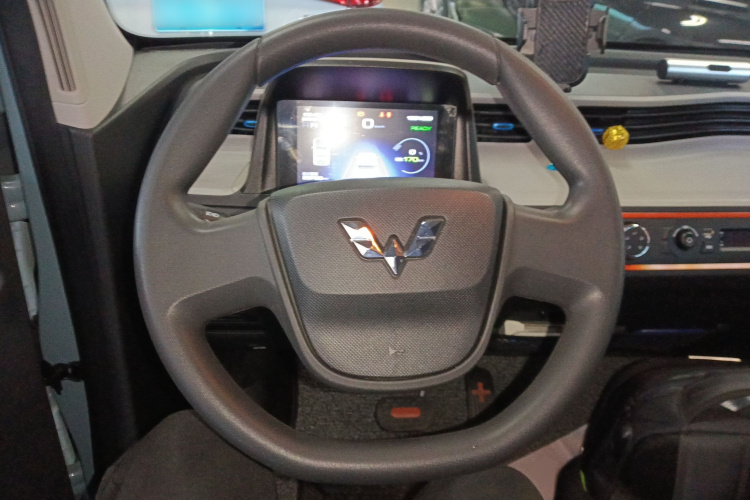 五菱汽车 宏光MINIEV 2020款 悦享款 磷酸铁锂中控内饰13