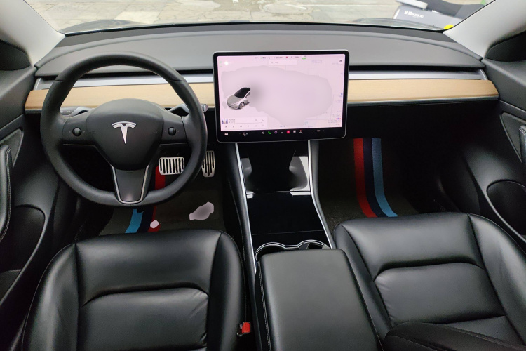 特斯拉 Model 3 2020款 改款 长续航后轮驱动版中控内饰12