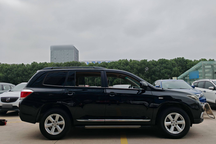 丰田 汉兰达 2012款 2.7L 两驱5座精英版车身外观6007