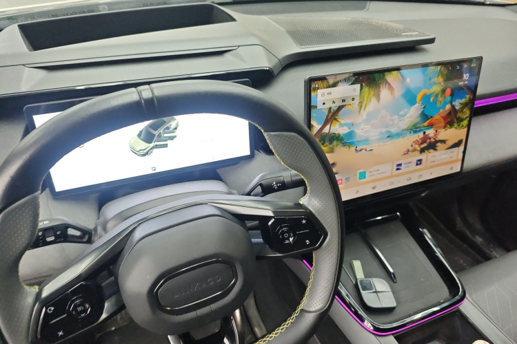 领克08 EM-P 2023款 120km 长续航Halo局部细节18