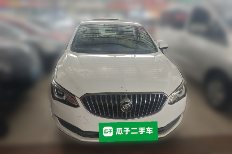 别克 英朗 2015款 15N 手动精英型车身外观2