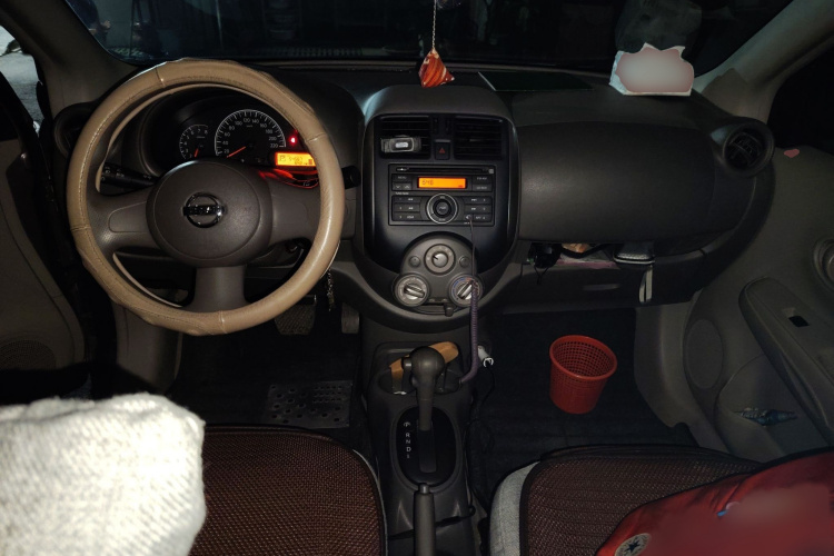 日产 阳光 2011款 1.5XE CVT舒适版中控内饰7002