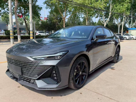 长安UNI-V 2024款 1.5T 高能版