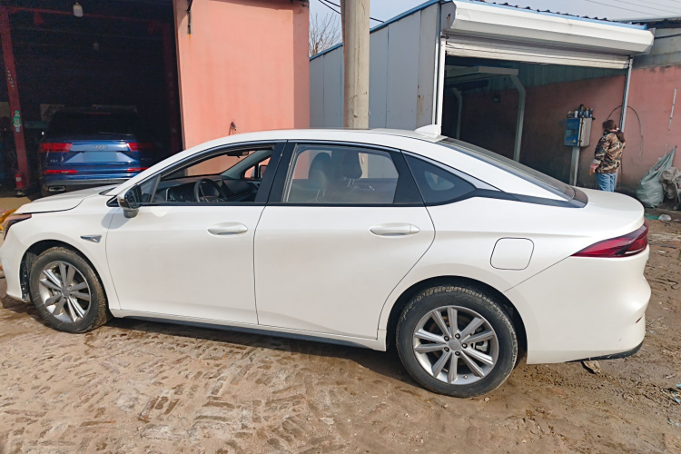 埃安 AION S 2023款 魅 580 磷酸铁锂车身外观6001