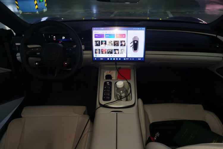 小米汽车 小米SU7 2024款 后驱超长续航高阶智驾Pro版中控内饰12