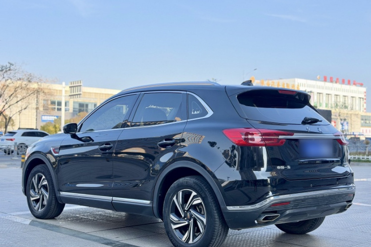 红旗HS5 2022款 改款 2.0T 智联旗享版车身外观6003