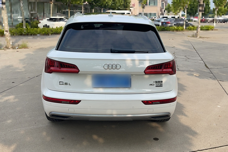 奥迪Q5L 2020款 改款 40 TFSI 荣享进取型车身外观6004