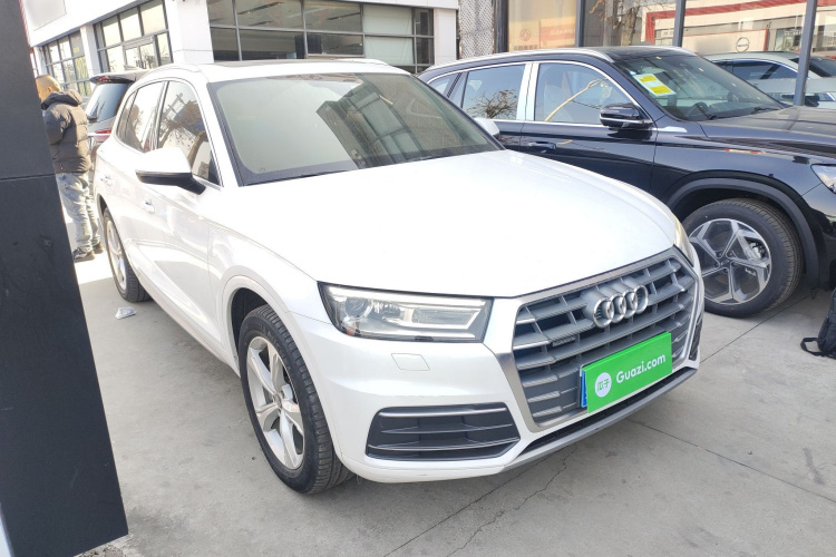 奥迪Q5L 2020款 40 TFSI 荣享进取型车身外观3