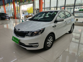 起亚K2 2015款 三厢 1.4L MT GLS