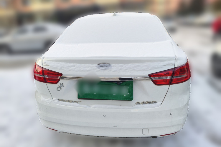 福特 福睿斯 2015款 1.5L 手动舒适型车身外观6