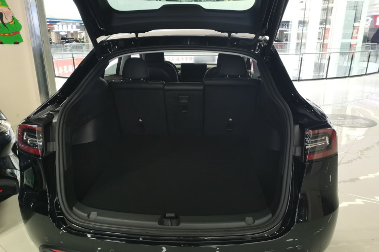 特斯拉 Model Y 2022款 改款 后轮驱动版局部细节23