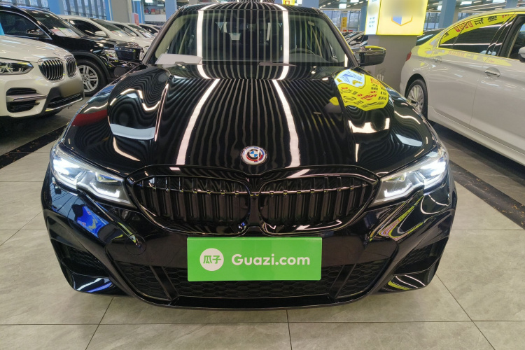 宝马3系 2021款 改款 320Li M运动套装车身外观2