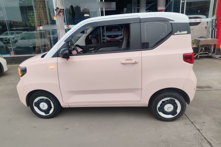 五菱汽车 宏光MINIEV 2021款 马卡龙臻享款 三元锂车身外观4