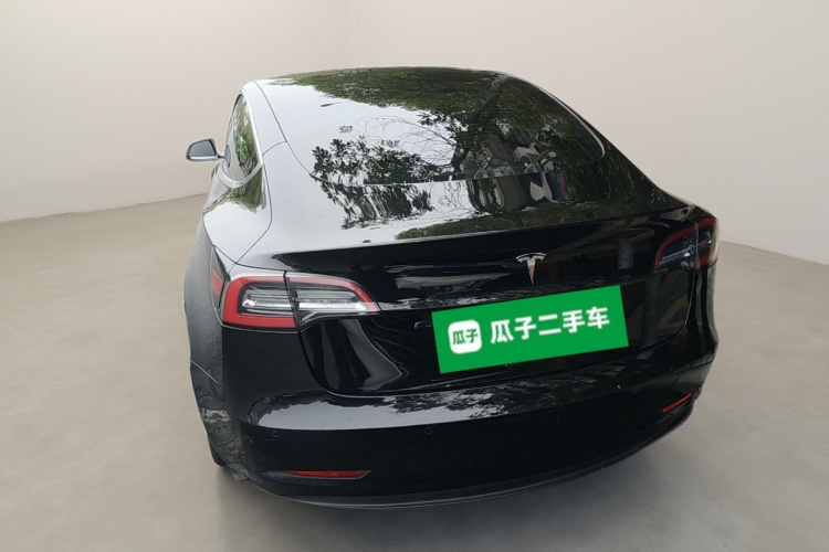 特斯拉 Model 3 2019款 标准续航后驱升级版车身外观6
