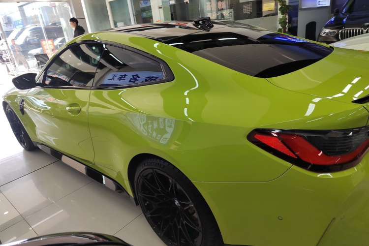 宝马M4 2021款 M4双门轿跑车 雷霆版车身外观4