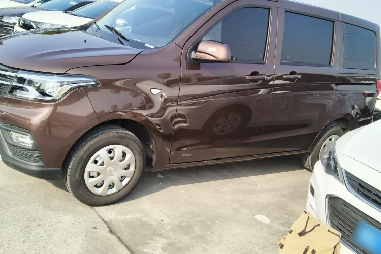 长安凯程 2021款 1.5L欧诺S智享版双蒸空调客车JL473QG车身外观6003