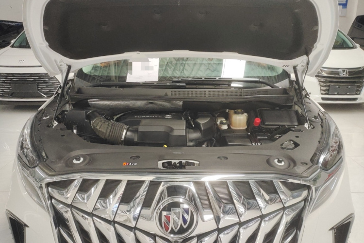 别克GL8 2022款 ES陆尊 653T 舒适型机舱底盘24