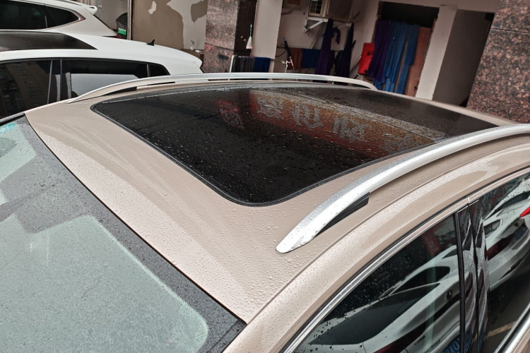 大众 高尔夫·嘉旅 2016款 230TSI 自动豪华型局部细节57