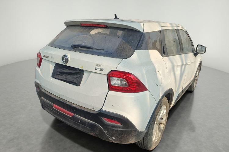 中华V3 2015款 1.5L 手动基本型车身外观7