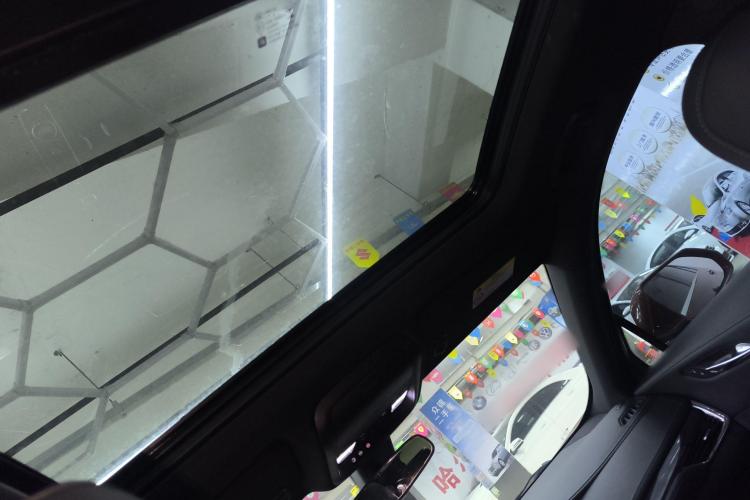 凯迪拉克XT4 2018款 28T 两驱技术型中控内饰22